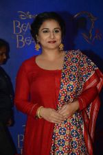 Vidya Balan at Beauty and the Beast red carpet in Mumbai on 21st Oct 2015